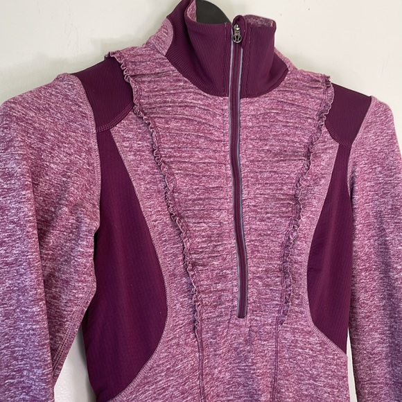Lululemon 1/2 zip - Picture 2 of 6